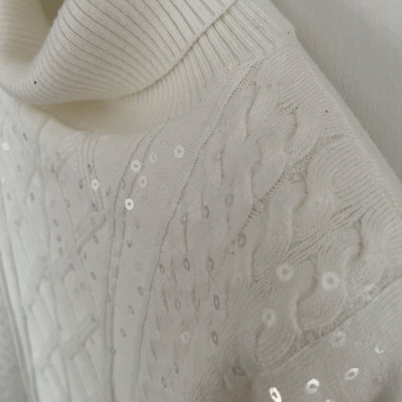 TOBOGGAN - Classy Matching Knit Sweater and Skirt - Picture 3 of 12